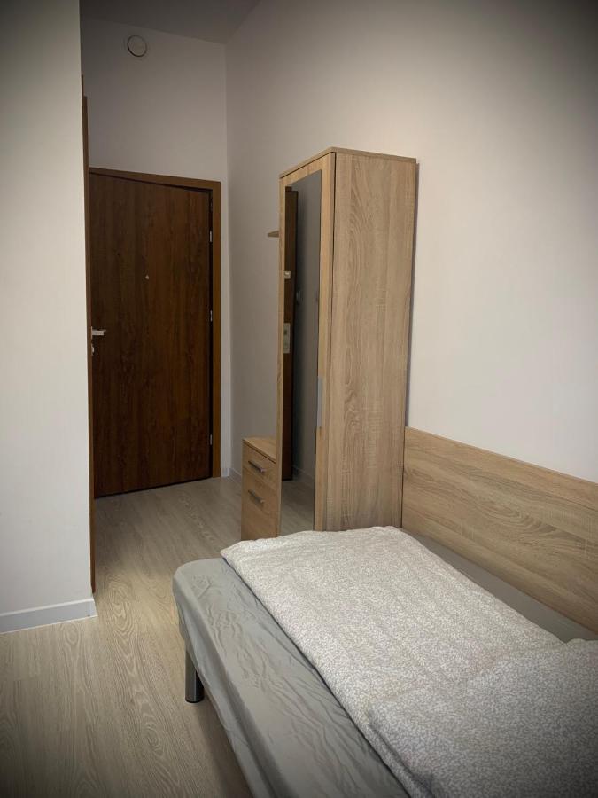 Hostel Sportowa Płońsk Exteriör bild