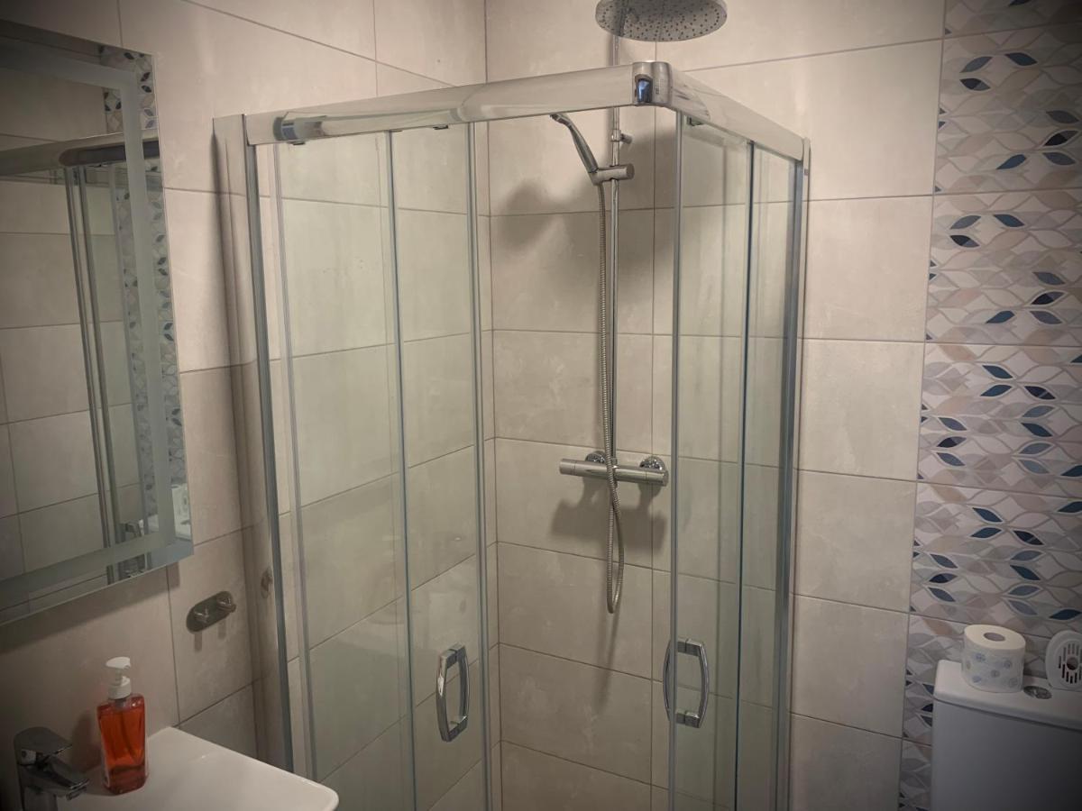 Hostel Sportowa Płońsk Exteriör bild